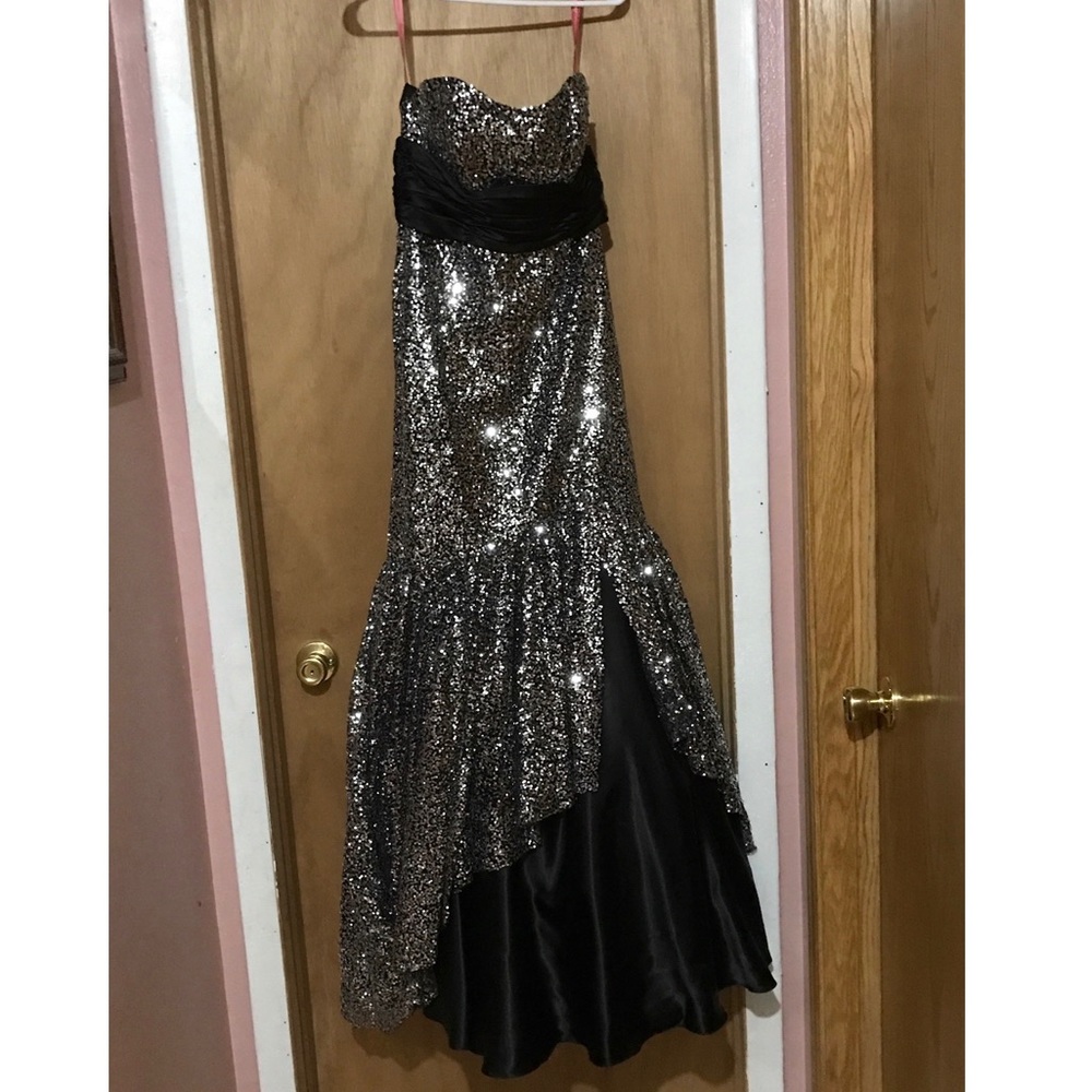 Flirt Maggie Sotterro Sequin Mermaid Gown